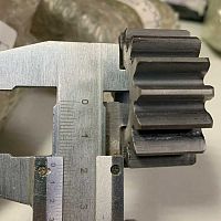 Шестерня #46 вала раскатки для тестораскатки-лапшерезки Foodatlas DZM-350(верхняя)